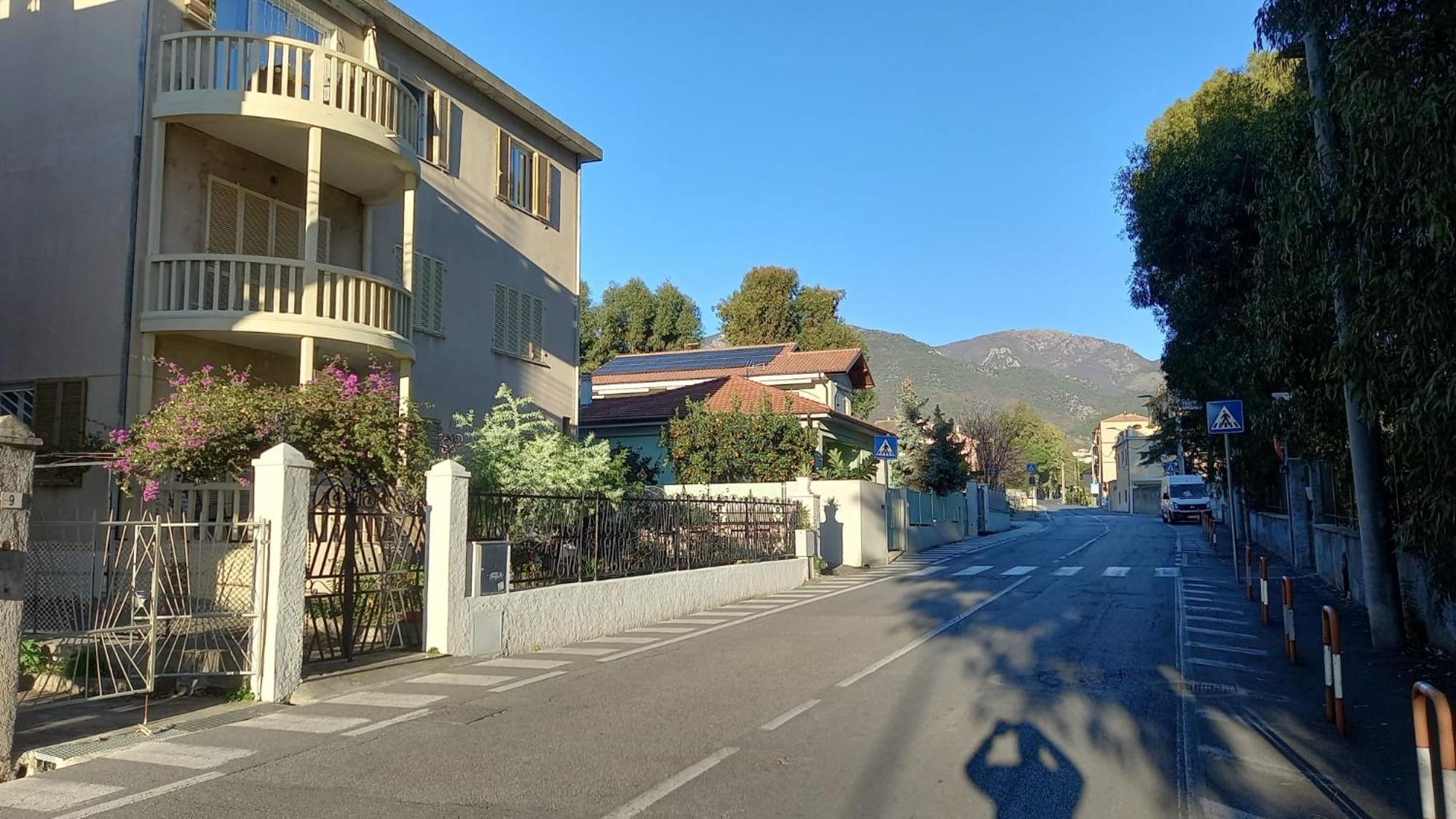Eucalypti11 - Ampio Alloggio Ristrutturato Con 3 Camere, 2 Bagni, Terrazzo, Balcone Loano Exterior foto